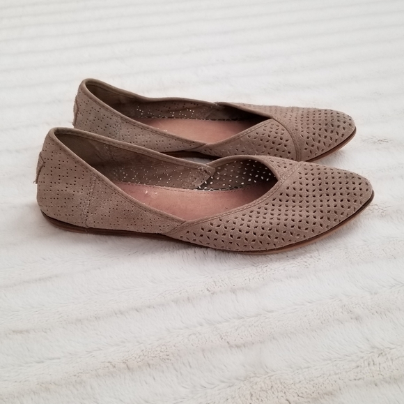 Toms Flats - Picture 3 of 6